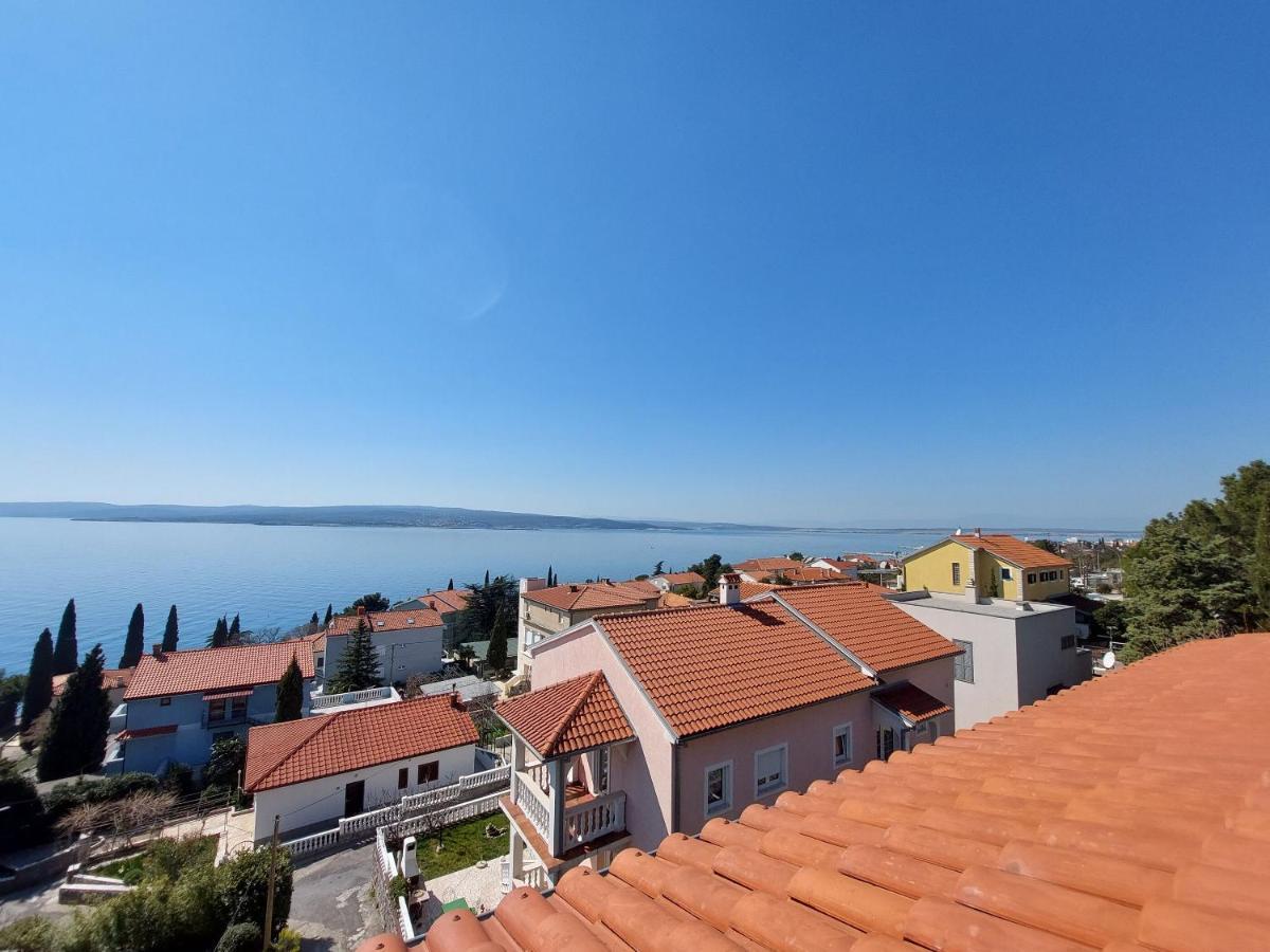Apartments Faran Crikvenica Exteriör bild