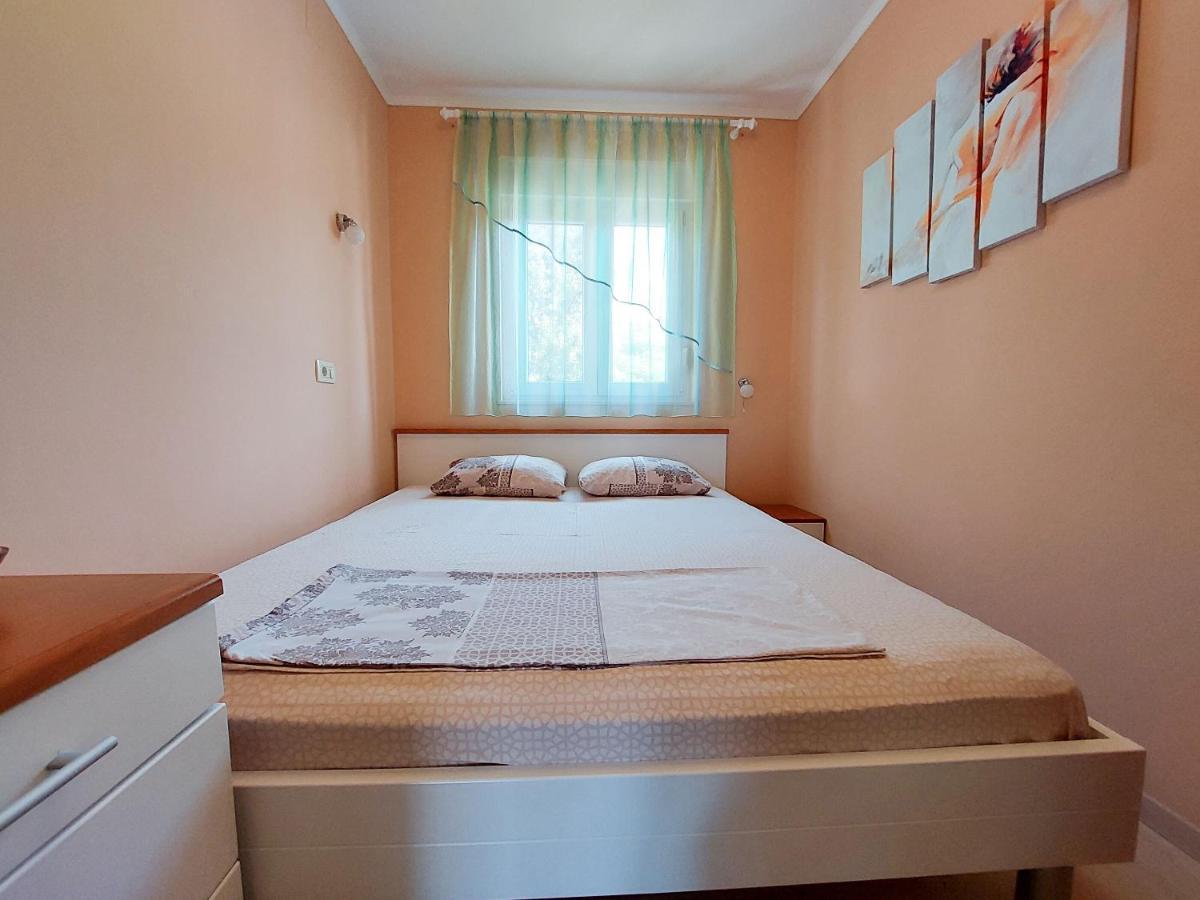 Apartments Faran Crikvenica Exteriör bild