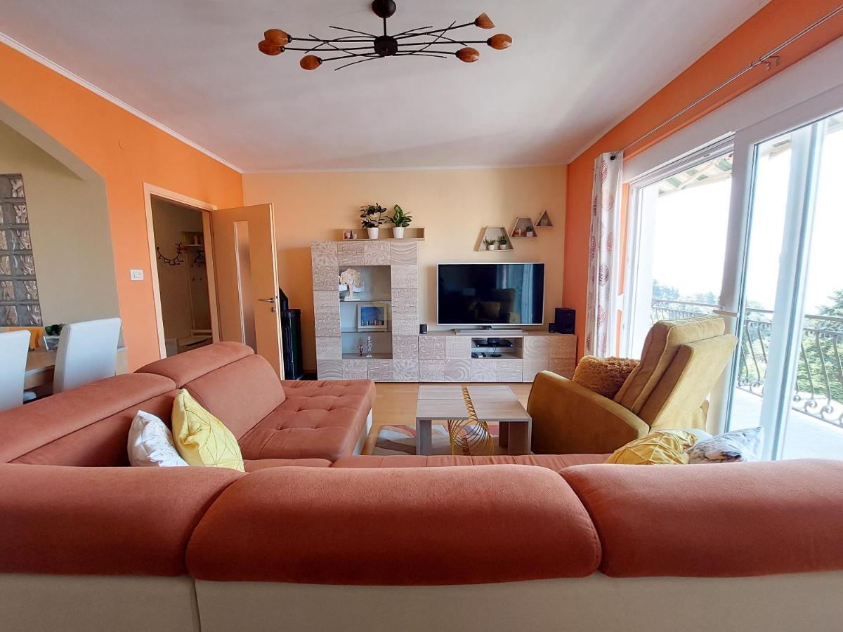 Apartments Faran Crikvenica Exteriör bild