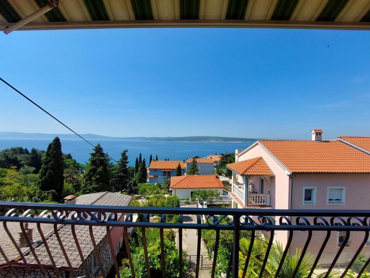 Apartments Faran Crikvenica Exteriör bild