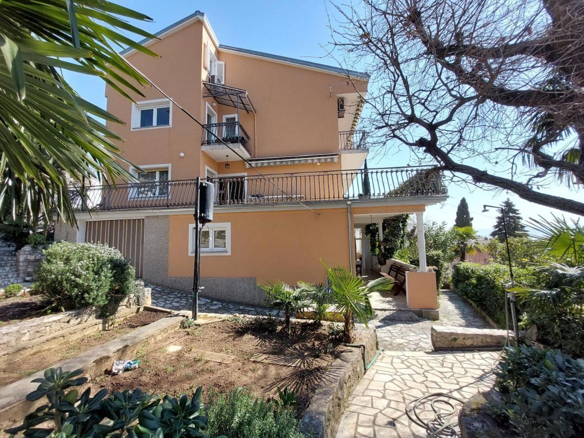 Apartments Faran Crikvenica Exteriör bild